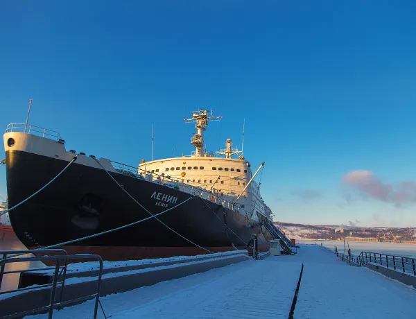 Атомный ледокол Ленин