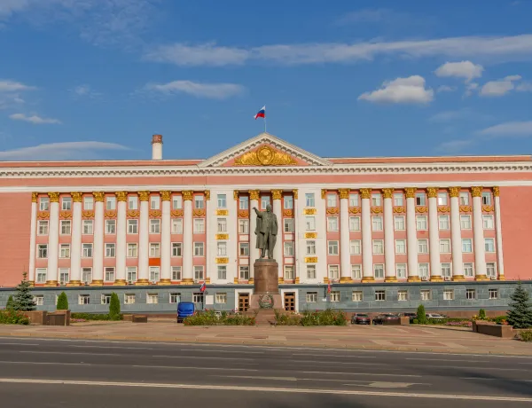 Красная площадь Курска