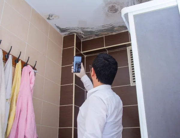 Фото и видеосъемка ущерба от течи крыши