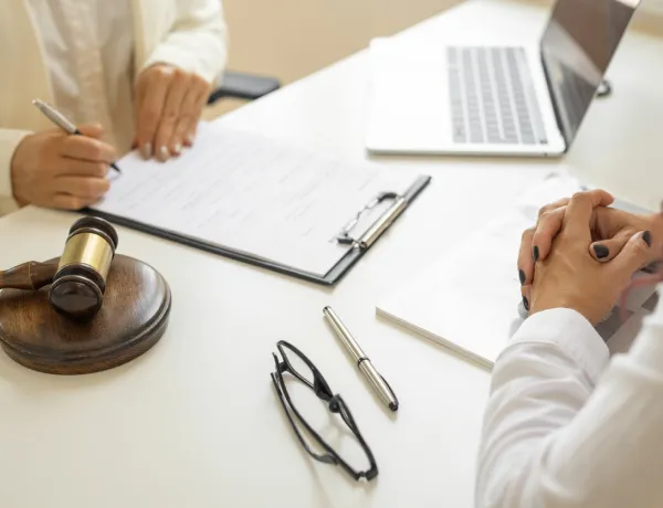 Когда подавать в суд по поводу того чтобы протекла крыша в МКД