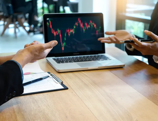 Куда лучше сейчас вложить деньги