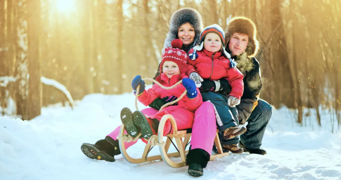 Особенности зимней страховки. Какие полисы актуальны в холодное время?