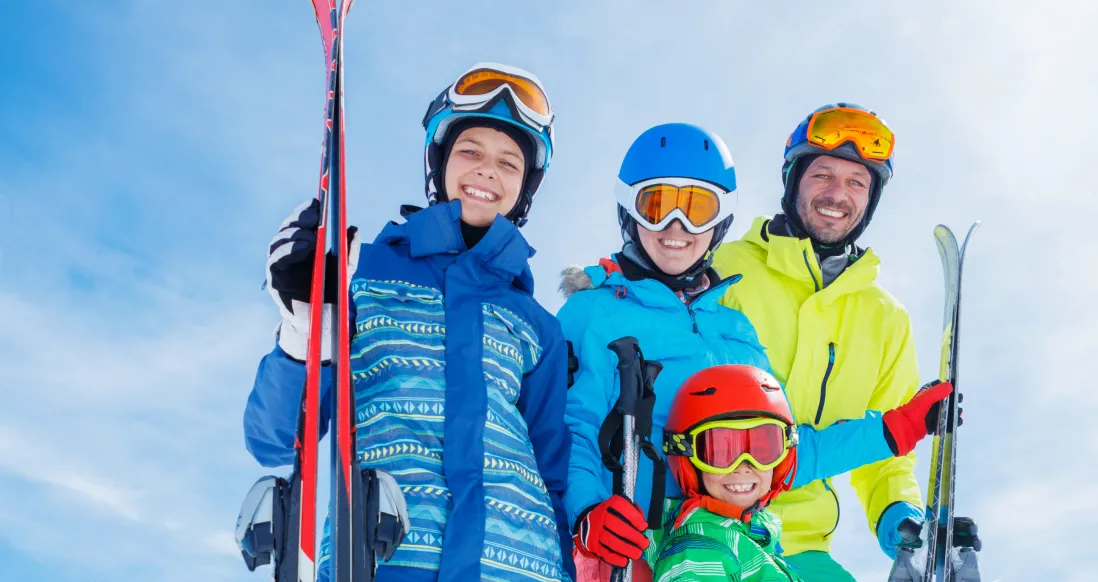 «Абсолют Страхование» и Space Travel – партнеры