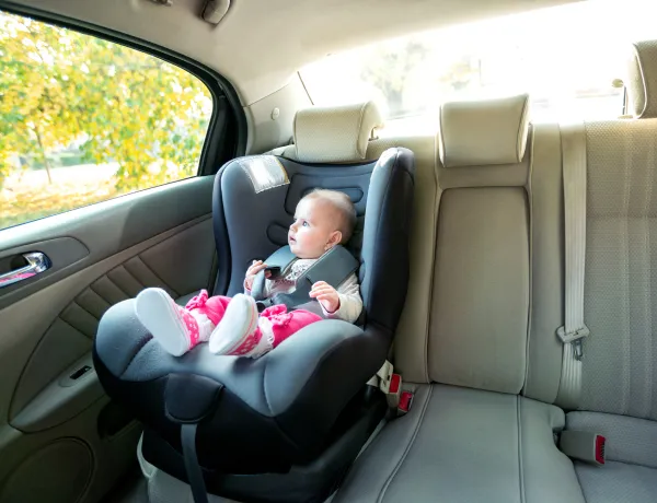 Как правильно перевозить ребенка в автомобиле