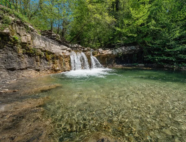 Водопады на реке Жане