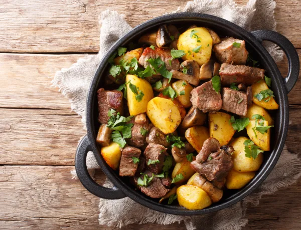 Овощное и грибное рагу с шашлыком